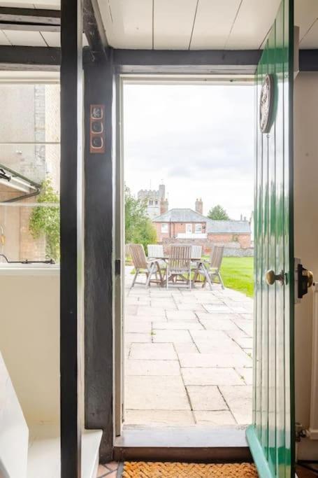 Cozy One-Bedroom Cottage In Great Tey Luaran gambar