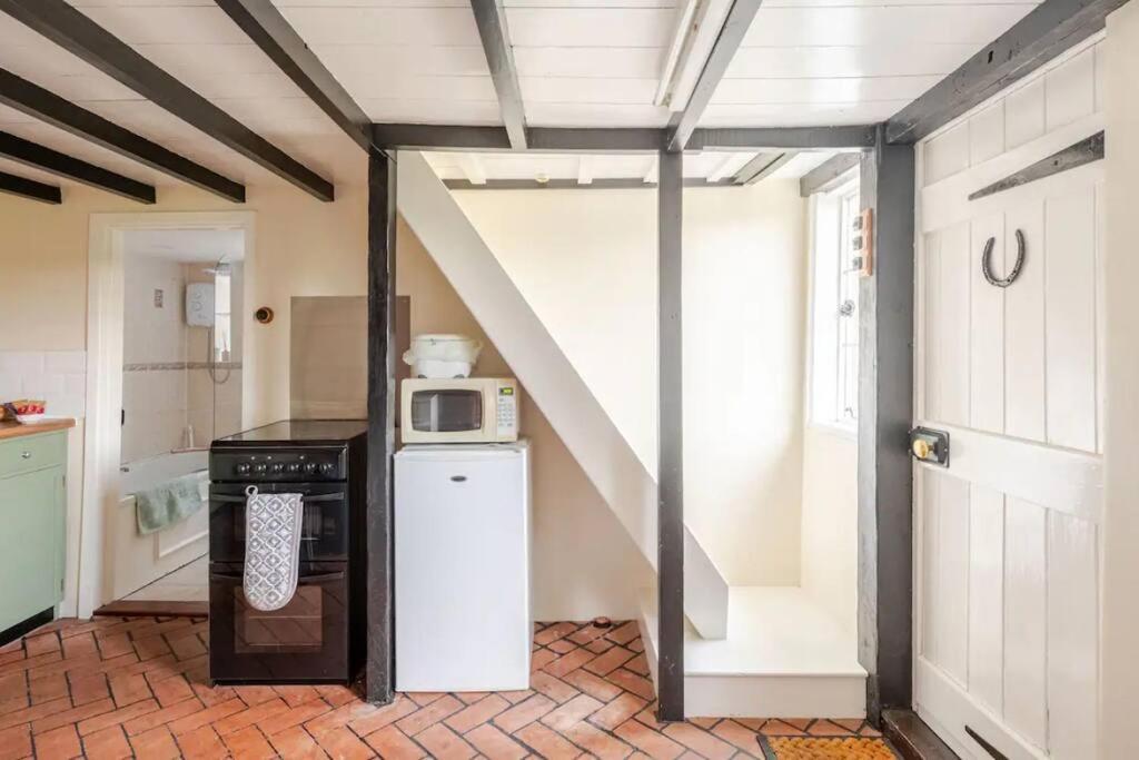 Cozy One-Bedroom Cottage In Great Tey Luaran gambar